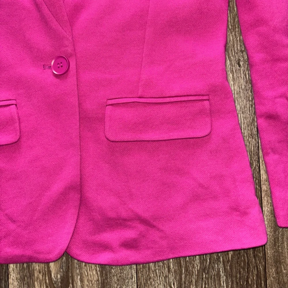 Boutique Women’s Fuchsia Blazer - Picture 4 of 6